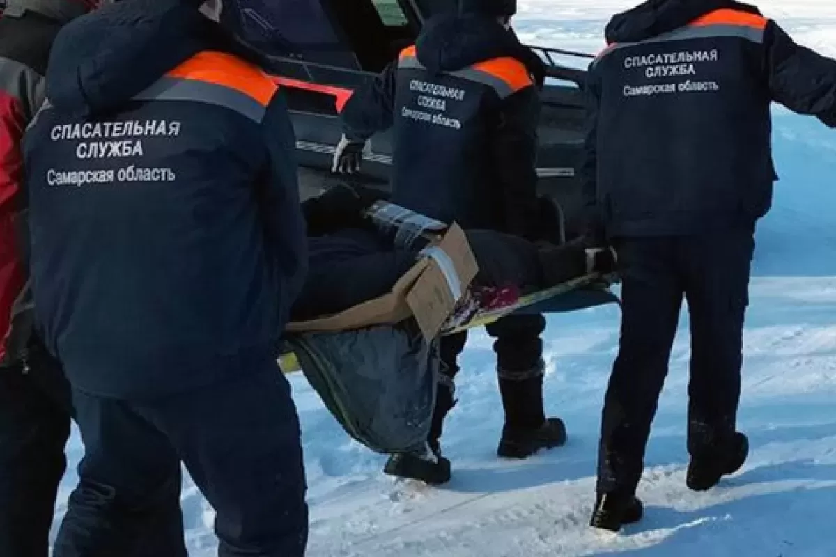 Мужчина травмировал руку и спину во время катания на лыжах под Самарой