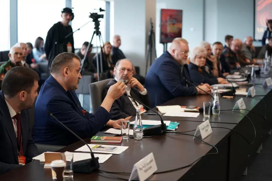 В Самаре эксперты из России и зарубежья обсудили вопросы борьбы с нацизмом