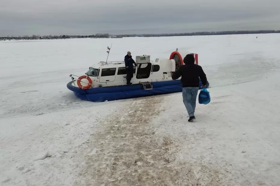 В Самаре из-за погоды было приостановлено движение судов на воздушной подушке