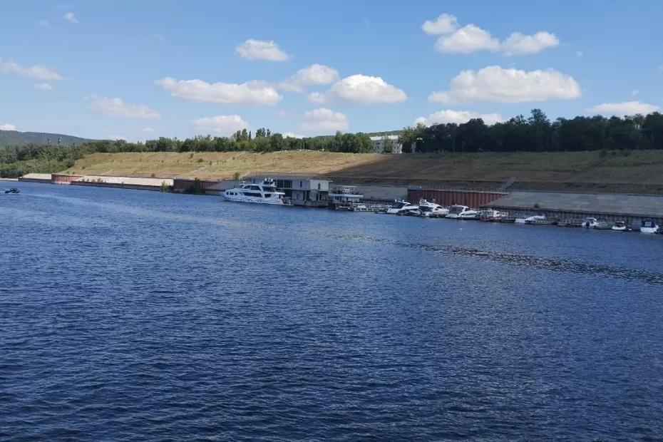 В Самарской области состоялся спуск на воду уникального технического судна. В Самарской области состоялся спуск на воду уникального технического судна.