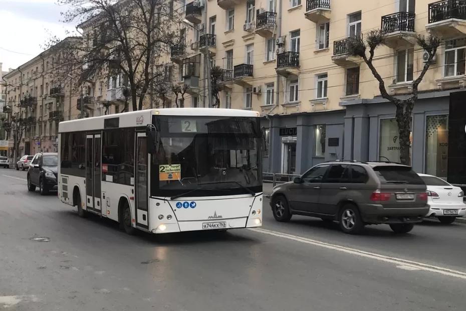 В Южном городе Самары власти пытаются решить проблемы с общественным транспортом В Южном городе Самары власти пытаются решить проблемы с общественным транспортом
