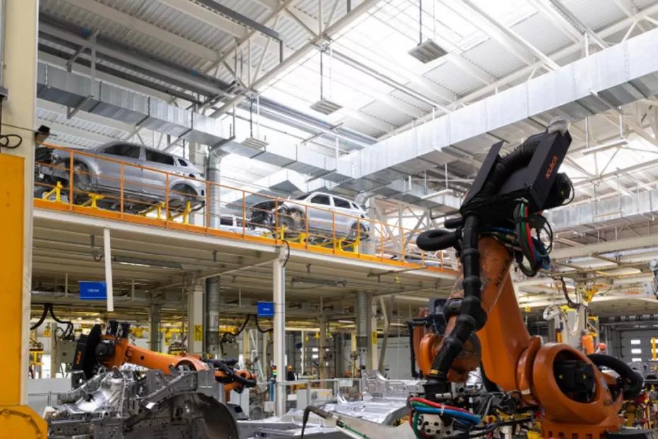 Губернатор Самарской области Вячеслав Федорищев поздравил жителей региона с Днем машиностроителя