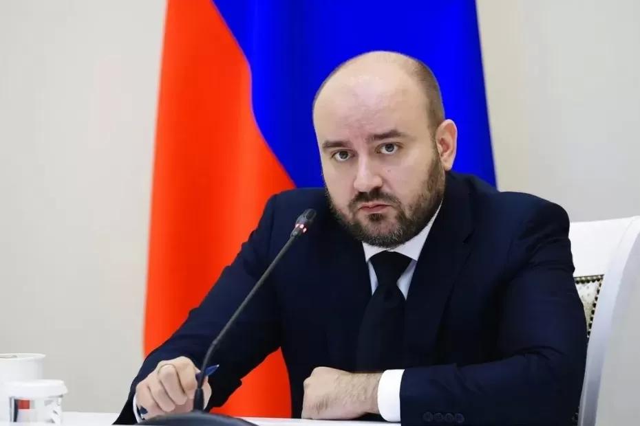 Вячеслав Федорищев провел оперативное совещание в областном правительстве