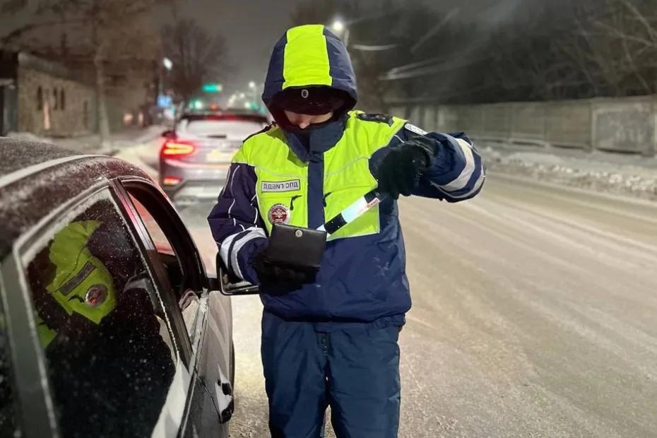 В Самаре мужчина подозревается в применении насилия к сотруднику ДПС