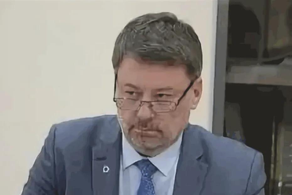 Экс-мэр Самары Олег Фурсов подал документы в губернскую думу