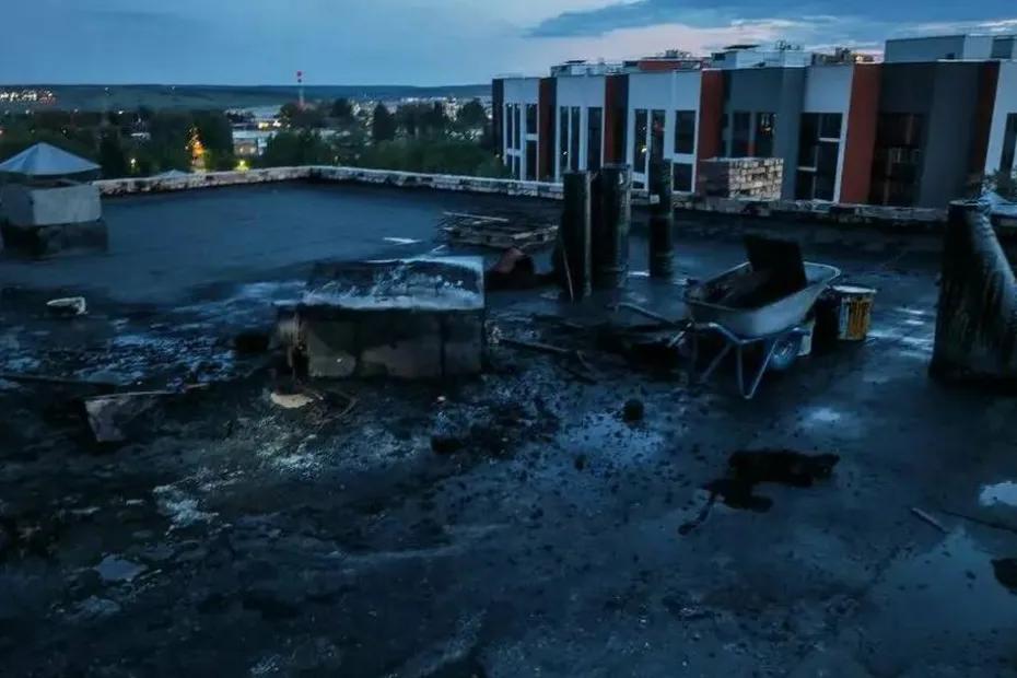 Прокуратура проводит проверку после возгорания кровли в поселке Мехзавод