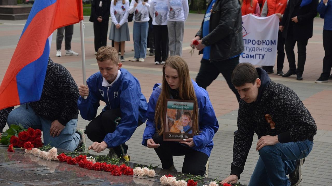 В областной столице почтили память погибших в Доме профсоюзов в Одессе