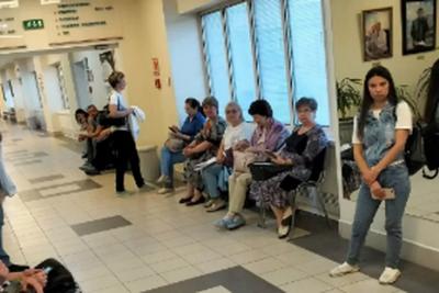 В. Федорищев потребовал решить проблему очередей в самарском онкодиспансере