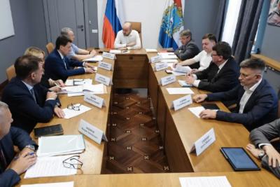 Губернатор Федорищев подвел итог работы облправительства в Большеглушицком районе