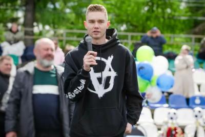 Прощание с легендой: Голкипер Иван Ломаев уходит из «Крыльев Советов»