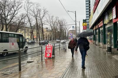 В Самаре коммунальные службы устраняют последствия прошедшего 27 июня ливня