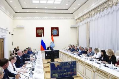 Вячеслав Федорищев на оперативном совещании рассмотрел итоги летней оздоровительной кампании, обращения граждан и эпидобстановку в регионе