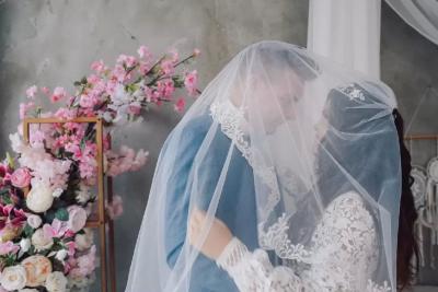 В Самаре молодожены в день бракосочетания отправились на выборы