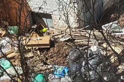 Грязь, антисанитария, стаи крыс: жители улицы Скляренко жалуются на свалку у домов