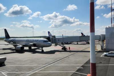 Самолет из Самары отправился в Анталью спустя сутки: прокуратура ведет проверку