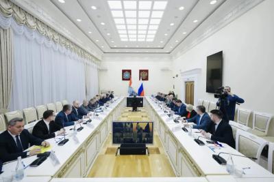 Вячеслав Федорищев поручил главам муниципалитетов оперативно отработать обращения самарцев