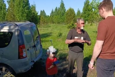 В Самарской области нашли заблудившихся в лесу пенсионера и ребенка