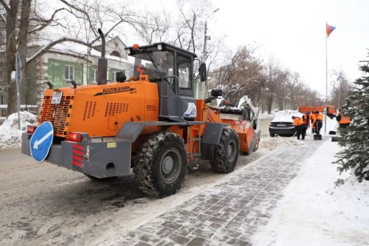 В Самаре для расчистки дорог от снега эвакуируют припаркованные автомобили
