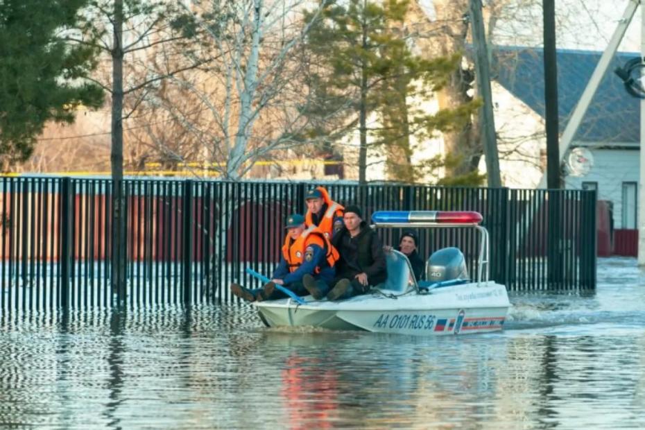 В Оренбурге началась эвакуация жителей из-за паводка