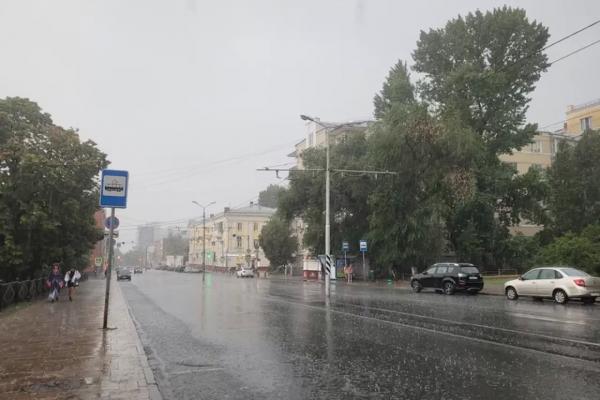 Из-за града и сильного ветра в Самарской области объявили оранжевый уровень опасности