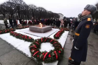 В День 80-летия полного освобождения Ленинграда от блокады по всей России проходят памятные мероприятия