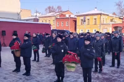 В Самаре почтили память погибших сотрудников МВД