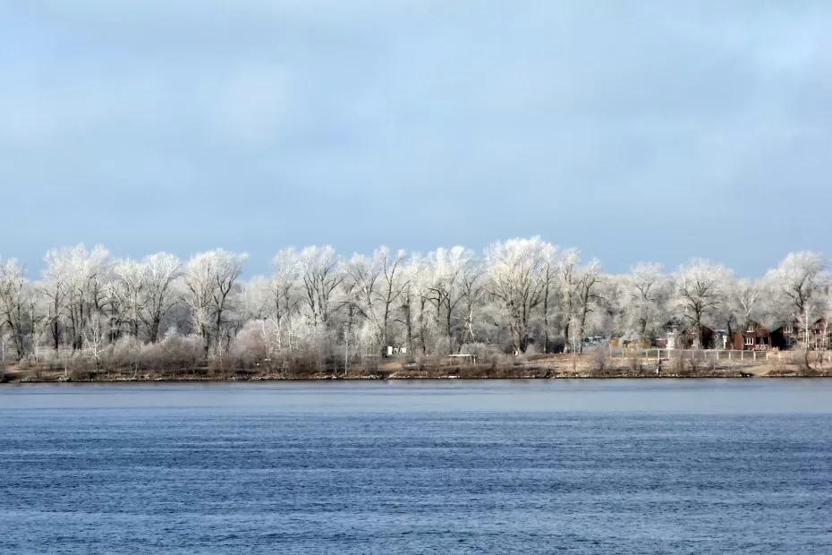 Вода в Волге возле Самары близка к замерзанию