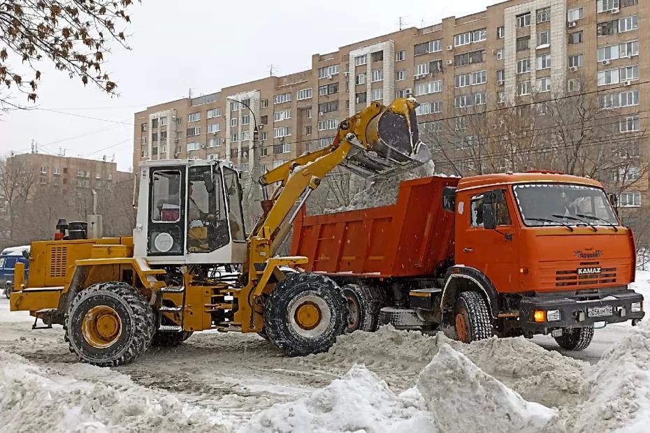 Жители Самары могут обратиться на горячую линию по уборке снега