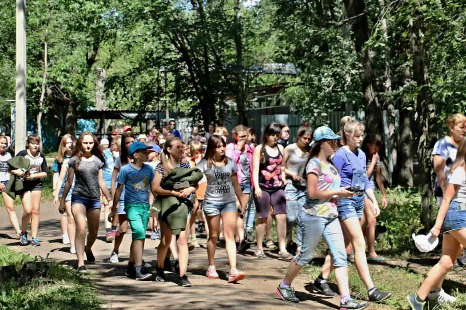 В 2025 году в детских лагерях по всей России отдохнут около шести миллионов школьников В 2025 году в детских лагерях по всей России отдохнут около шести миллионов школьников