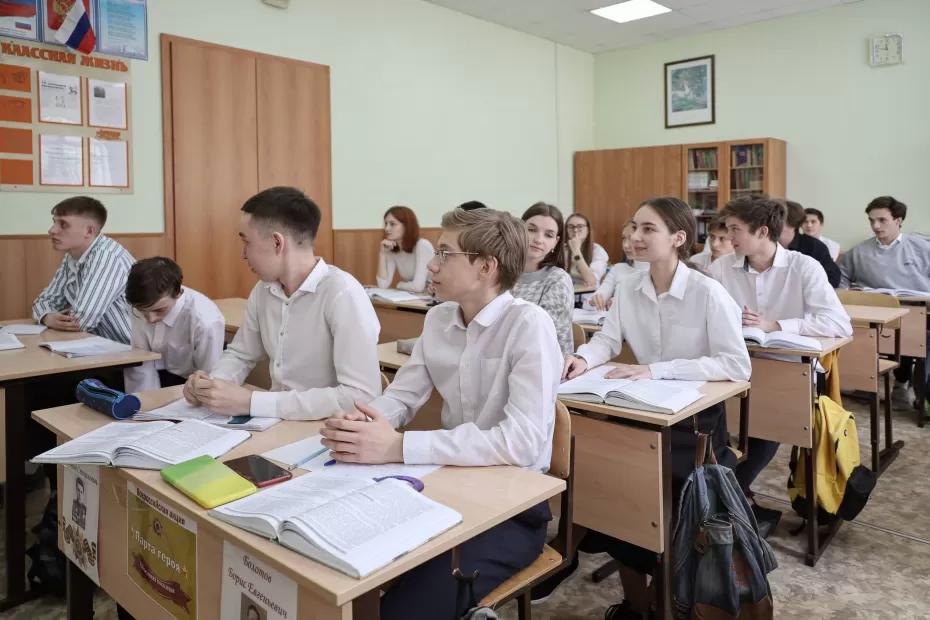 В Самарской области в 2025 году ЕГЭ будут сдавать 12 тысяч одиннадцатиклассников В Самарской области в 2025 году ЕГЭ будут сдавать 12 тысяч одиннадцатиклассников
