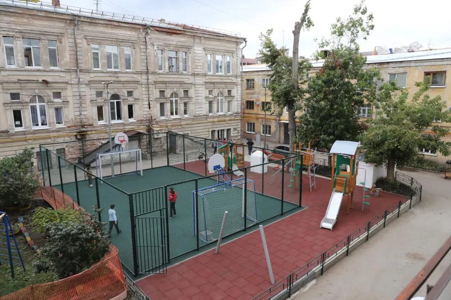 Подростки в Самаре испугали жителей Южного города мощными взрывами во дворе