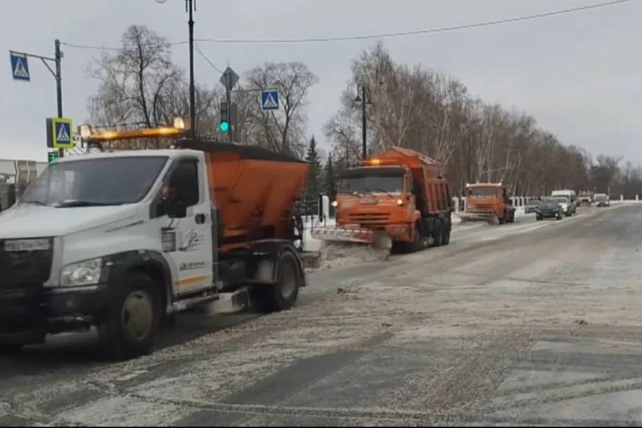 Коммунальные службы Самары работают в усиленном режиме из-за метели 