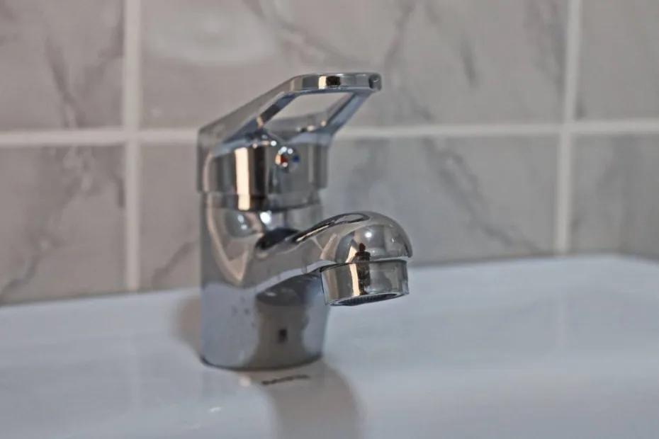 Холодную воду отключат на четырех улицах Самары 9 января