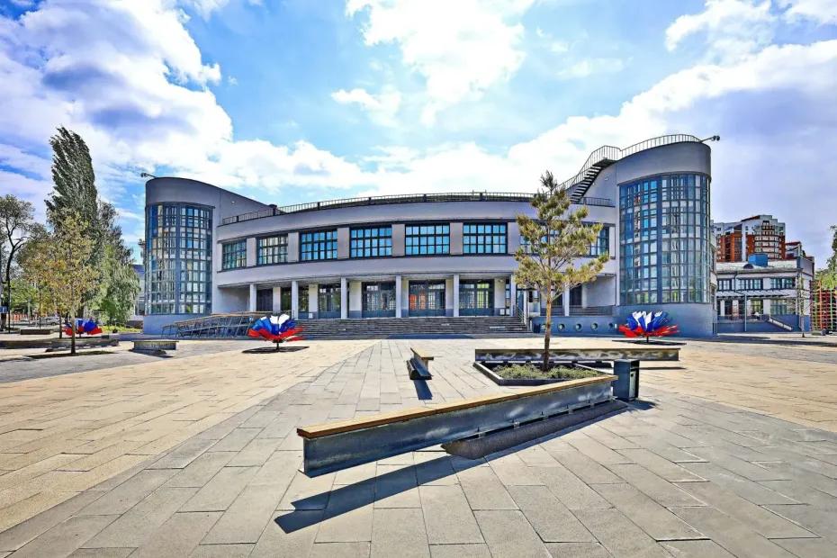 21,9 млн рублей потратят на трехлетнюю уборку территории самарской Третьяковки