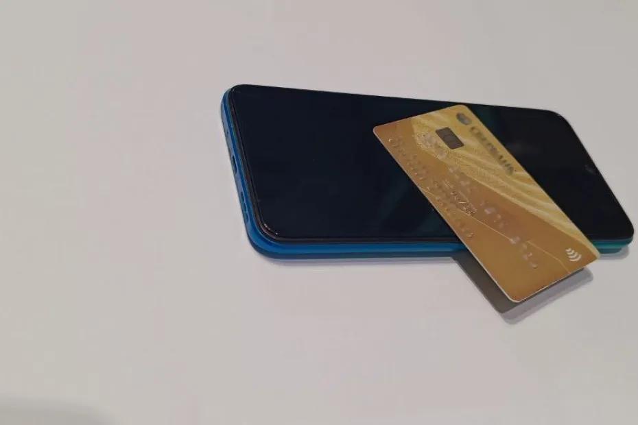 Эксперт назвал виды пластиковых карт, которые надо срочно менять самарцам