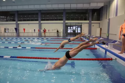 В новом бассейне в Куйбышевском районе начались тренировки спортсменов