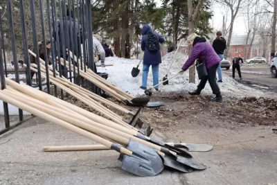 В Самаре прошел первый субботник