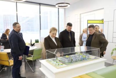 Заместитель главы Самары Юлия Ашуркова посетила микрорайон «Амград»
