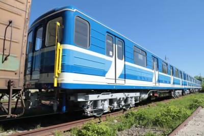 В Самару вернули три капитально отремонтированные вагона метро