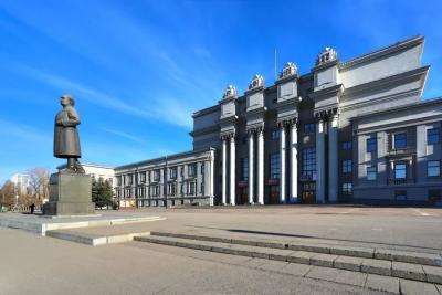 В центре Самары на День России ограничат движение транспорта