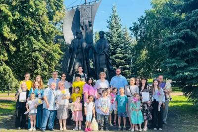 В Самаре проходят мероприятия в честь Дня семьи, любви и верности