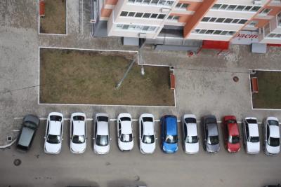 Абонементы на платные парковки могут ввести для самарцев, проживающих поблизости