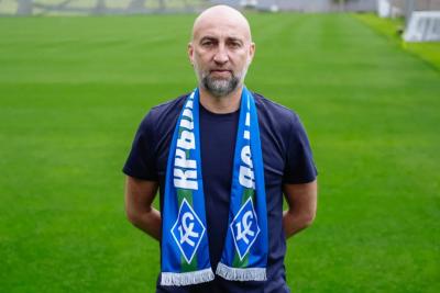 Главный тренер &laquo;Крыльев Советов&raquo; заявил, что клубу нужен забивной форвард, а &laquo;лучше два&raquo;