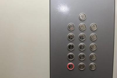 Лифт в Самаре отремонтировали только после вмешательства прокурора