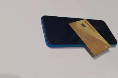 Эксперт назвал виды пластиковых карт, которые надо срочно менять самарцам