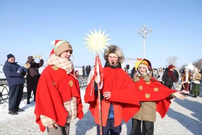 Масленицу празднуют на Некрасовском спуске в Самаре