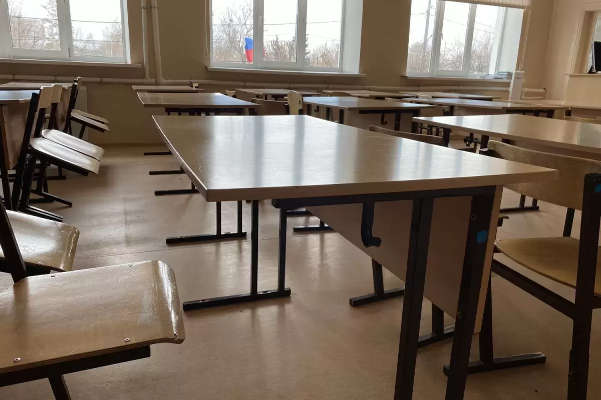 В Сызрани из-за угрозы обрушения закрыли доступ к зданию на территории школы