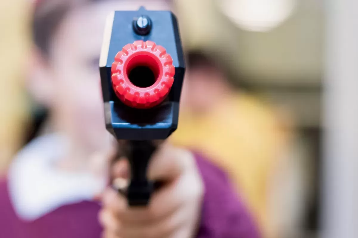 В российском детсаду ребенку выстрелили в глаз из игрушечного пистолета