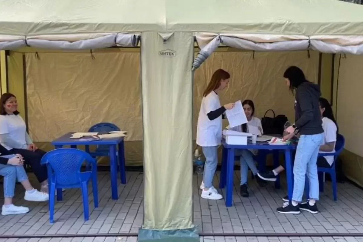 Люди пришли в центр Сызрани, чтобы спасти больных раком