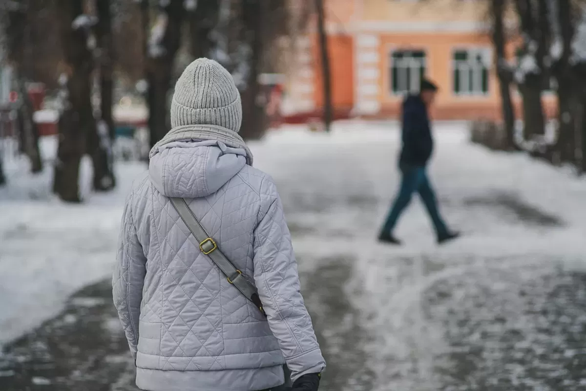 Заявление генерала про мобилизационный путь, мэр сломал ногу, похороны по новым правилам: важное к этому часу